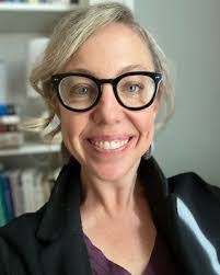 Erin Howell's Instagram, Twitter & Facebook