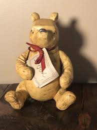 Vintage Charpente Walt Disney Classic Pooh Bear Carved Resin Etsy Pooh Bear Winnie The Pooh Honey Pooh