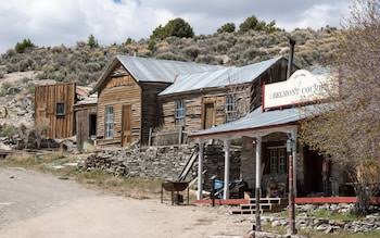 The forgotten ghost towns of America's Wild West – and how to see them in  real life