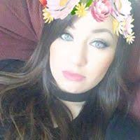 Kimberly Shults's Instagram, Twitter & Facebook