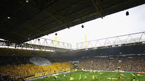 2020/21 puma drycell borussia dortmund stadium jacket mens yellow black. Borussia Dortmund Fan Breaks Into Stadium To Play Match Football News Sky Sports