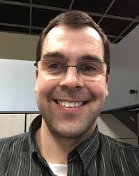 Ariel Estes's Instagram, Twitter & Facebook