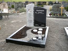 Urnengraber Referenzen In 2020 Headstones Hartmann Male