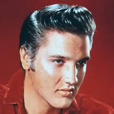 Hier finden sie eine große auswahl an stilvollen elvis presley fanartikeln. Capelli Uomo Stile Anni 50 Pompadour Laterale Elvis Presley Camicia Rossa Retro Elvis Presley Biography Elvis Presley Elvis