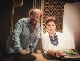 وشارك محمد عبد الرحمن كضيف شرف في مسلسل في بيتنا روبوت بطولة شيماء سيف وعمرو وهبة وهشام. ÙÙŠ Ø¢Ø®Ø± Ø¸Ù‡ÙˆØ± ÙÙ†ÙŠ Ù„Ù‡Ø§ Ù…Ø­Ù…Ø¯ Ø¹Ø¨Ø¯Ø§Ù„Ø±Ø­Ù…Ù† ÙŠØ³ØªØ¹ÙŠØ¯ Ø°ÙƒØ±ÙŠØ§ØªÙ‡ Ù…Ø¹ Ø§Ù„Ø±Ø§Ø­Ù„Ø© Ø±Ø¬Ø§Ø¡ Ø§Ù„Ø¬Ø¯Ø§ÙˆÙŠ