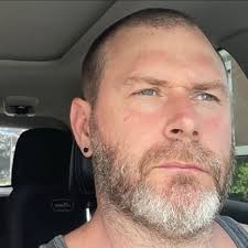 Who does punk/post hardcore style shows in Ottawa?