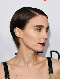 Rooney mara shopping in la december 17thpic.twitter.com/yfcwyirc4u. Rooney Mara Daily Rooneymara Twitter