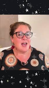 Ellen Strauss's Instagram, Twitter & Facebook