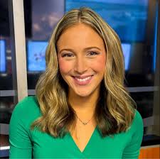 Merry Christmas from KOMU 8 News Today! 🎄 Join Delaney Easter and me this  morning for everything you need to know ahead of your holiday. We won't  have a show tomorrow morning,