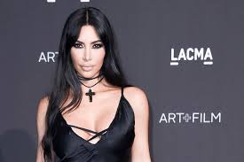 Jun 30, 2021 · kim kardashian jetted off to italy, where she married kanye west, amid her divorce — see photos. Kim Kardashian S Vatican Outfit A Swipe At The Patriarchy