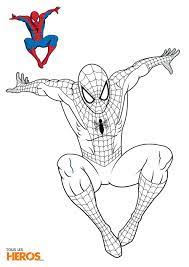 Téléchargez vos images de spiderman à imprimer pour les colorier. Coloriage Spiderman En Train De Sauter Sur Son Ennemi Coloriage Spiderman Coloriage Spiderman
