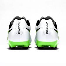 Nike Magista Onda Fg Jr 651653 130 Football Shoes White White Football Shoes Junior Shoes Football Boots