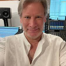 Michael Jon Stern (@michaeljonstern) • Threads, Say more