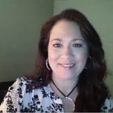 Amber Ausley's Instagram, Twitter & Facebook