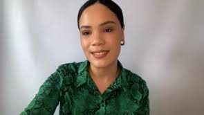 Jayme-Leigh F., Build confidence in English with relaxed, topic-based  lessons. Learn naturally and speak confidently with a supportive tutor.