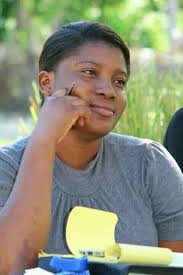 3 avril, rete youn nan dat ki pi enpòtan pou #ShecaniaGospelHaiti paske nan  dat sa, youn nan pi bèl benediksyon kel genyen te pran nesans nan jou sa.  Yon solda, yon fanm