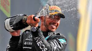 Lewis carl davidson hamilton is a british racing driver, who races in formula one for mercedes amg petronas. Hctuyzi9rmzpm