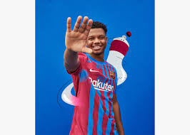 Barcelona announces superstar lionel messi's departure. Fc Barcelona 2021 2022 Home Kit Official Images Release Date Nike News