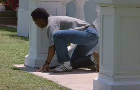 A freewheeling detroit cop pursuing a murder . The 50 Greatest Sneaker Moments In Movies Beverly Hills Cop Beverly Hills Cop