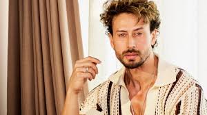 Tiger Shroff ताज़ा खबर – image (TV9 Marathi)
