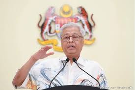 At first glance, datuk seri ismail sabri's shirts look beautiful. Wfh Directive Aims To Reduce Movement Of People To Contain Covid 19 Spread Says Ismail Sabri Edgeprop My