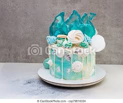 kék színű torta alla