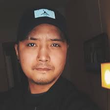 Next to one of my favorite people @davebautista while we rock the press  junket for @inthelostlands!!🥰