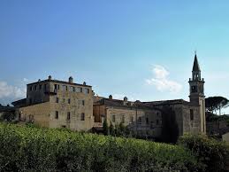 Il letto a castello a scorrimento frontale. Castello Di Semivicoli Hotel Chieti Abruzzo Prezzi 2021 E Recensioni