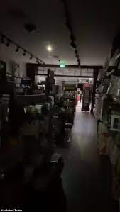 A massive power failure blacked out huge areas of queensland this afternoon, including much of the south east. 2eloefgk Swr3m