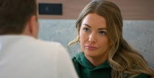 Taylor shares an update about *that* Instagram dilemma she had with Daniel  during Love Is Blind....…........see more in comments 👇 👇