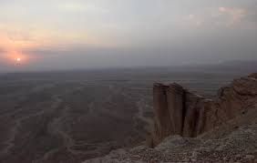 This nickname was given because of its main attraction that are the stunning viewpoints from the top of the. Mihrab Journeys Event Riyadh The Edge Of The World