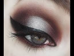 Best Ideas For Makeup Tutorials Burgundy Burlesque Makeup Tutorial Youtube Burlesque Makeup Silver Eye Makeup Bronze Smokey Eye