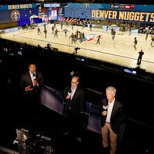 How The N B A Bubble Brought Jeff And Stan Van Gundy Closer Together The New York Times