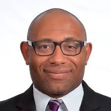 Winston Moore (@Winstonmoore02)