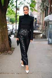 Clairement, toutes les chaussures ne vont pas avec tous les pantalons, pour la simple et bonne raison que chacun évolue dans différents registres et styles. 4 Inspirations Looks Pour Porter Un Pantalon Paper Bag