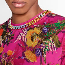 #howtoembroiderflower #handembroider #theuhoa #cachtheu #beeembroidery hi all! Printed And Embroidered Flowers T Shirt Ready To Wear Louis Vuitton