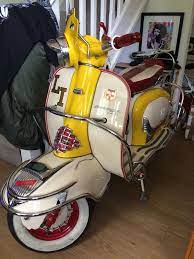 Pin On Vespa Piet Mondrian