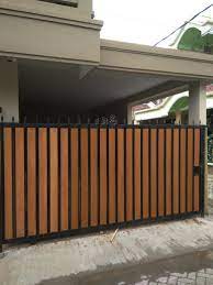 Terlihat sekali bukan 45 model pagar tembok minimalis diatas? Pagar Kayu Ulin Bengkirai Minimalis Griya Kayu Surabaya