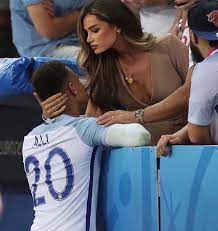 There is a video doing the rounds of dele alli receiving oral sex. Woman S Look On Instagram Woman Dele Rube Mae Dele Alli Tottenham Photo