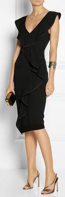 Style Essential Interesting Facts About The Little Black Dress Fashion Black Fashion Little Black Dress