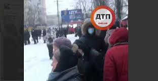 Завжди оперативна інформація про події в країні від главред Snigovij Lokdaun Kiyani Ne Mozhut Doyihati Na Robotu Video Poglyad Novini Kiyeva Ta Kiyivshini Onlajn