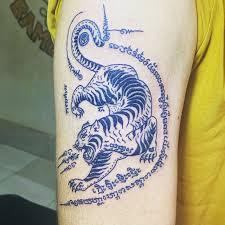 Đối với các bạn nữ hình xăm không còn là cái gì đó xấu xa lắm, hiện tại đã có rất nhiều bạn nữ xăm mình nhưng cái kết là các anh chàng đổ nàng như đổ chuối. Bamboo Sak Yant Siem Reap Tripadvisor