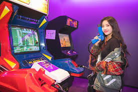 Pin By Ventrix On Soyeon G I Dle Arcade Kpop Girls Cube Entertainment
