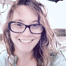 DRAMA QUEEN: King, Christen M., King, Christen M.: 9781793241900:  Amazon.com: Books