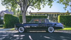 Meet The Gorgeous 1962 Mercedes Benz 220s Fintail And Owner Belinda Clontz Benz Mercedes Benz Mercedes Benz 220