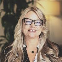 Seth Hatlestad's Instagram, Twitter & Facebook