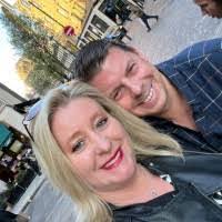 Mike Coward's Instagram, Twitter & Facebook