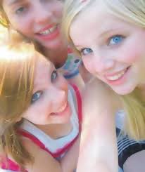 zoe kimball e amigas