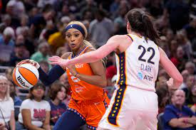 Caitlin Clark sets WNBA rookie record for 3s as Fever beat Sun and snap  11-game skid in series