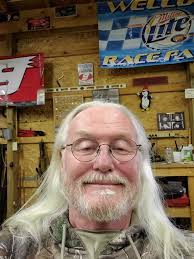 Michigan Groomers Open, Salons & Barbers Forced To Remain Closed